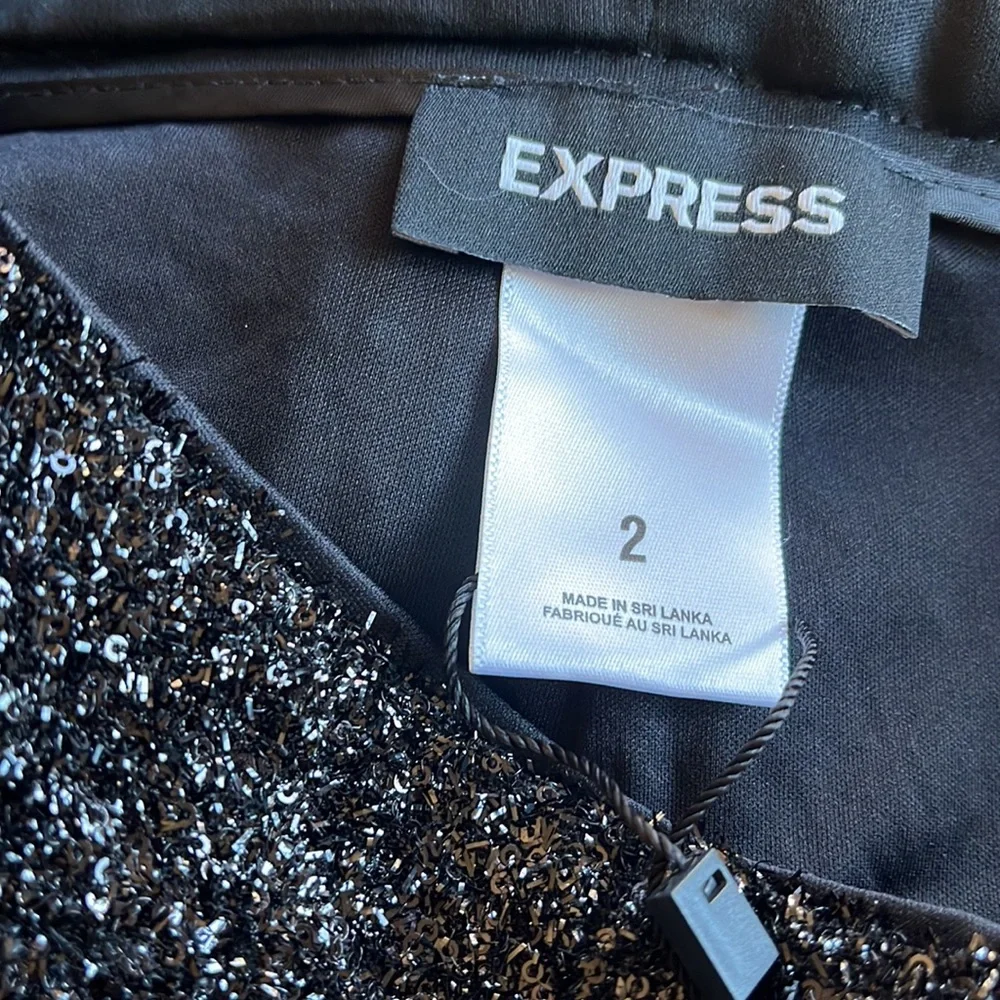NWT EXPRESS High Waisted Sequin Bermuda Shorts SZ-2 BLACK